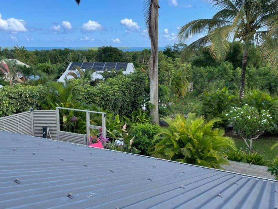 Magnifique Villa Avec Piscine Et Jardin Sainte-Rose Extérieur photo